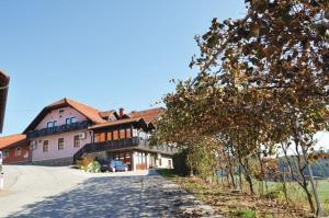 Gostišče na kmetiji Kaučič